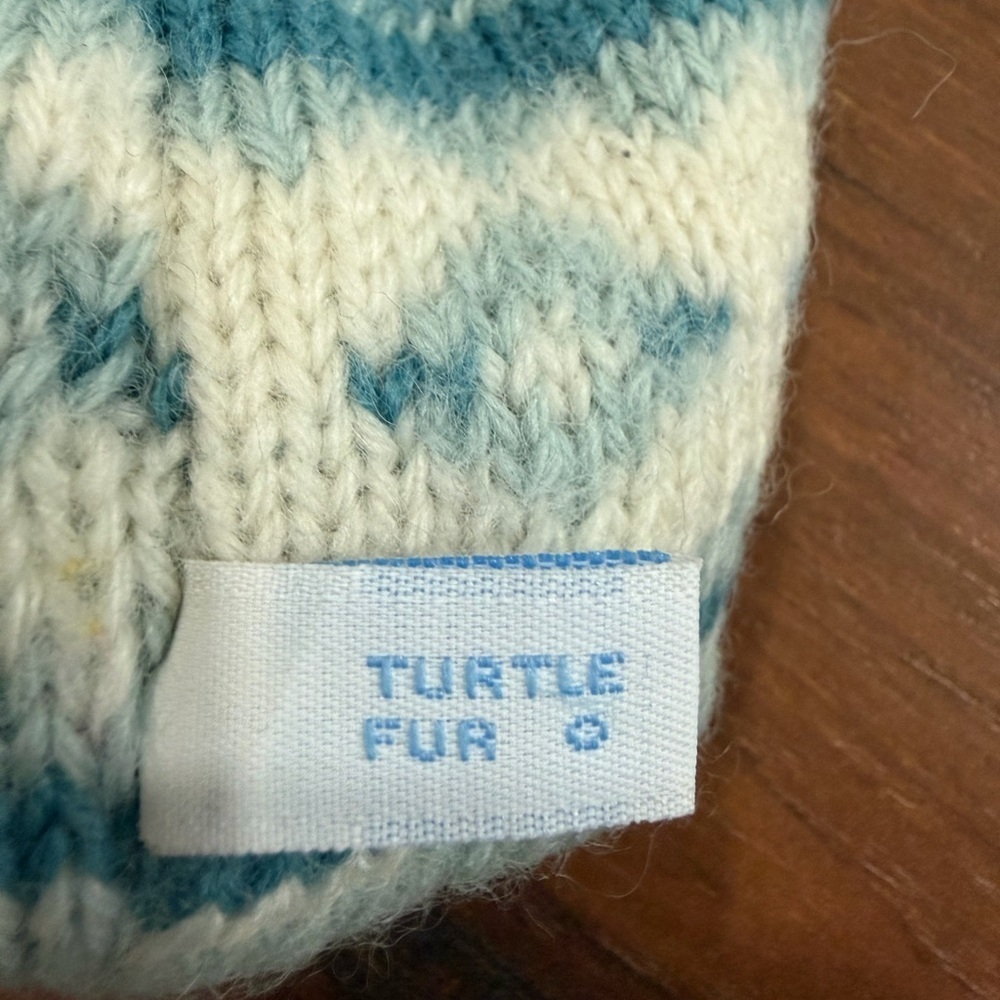 Turtle Fur knitted winter hat beanie blue and white small wool made in USA - Picture 4 of 5